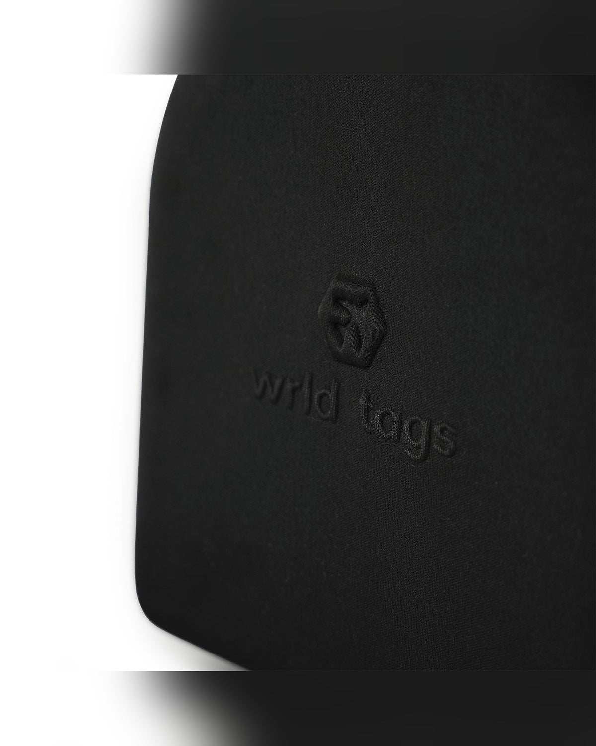 WRLD TAGS Cap Carrier - Black